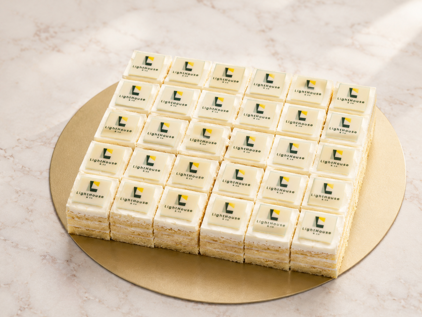 オリジナルロゴケーキ　FOR COMPANY