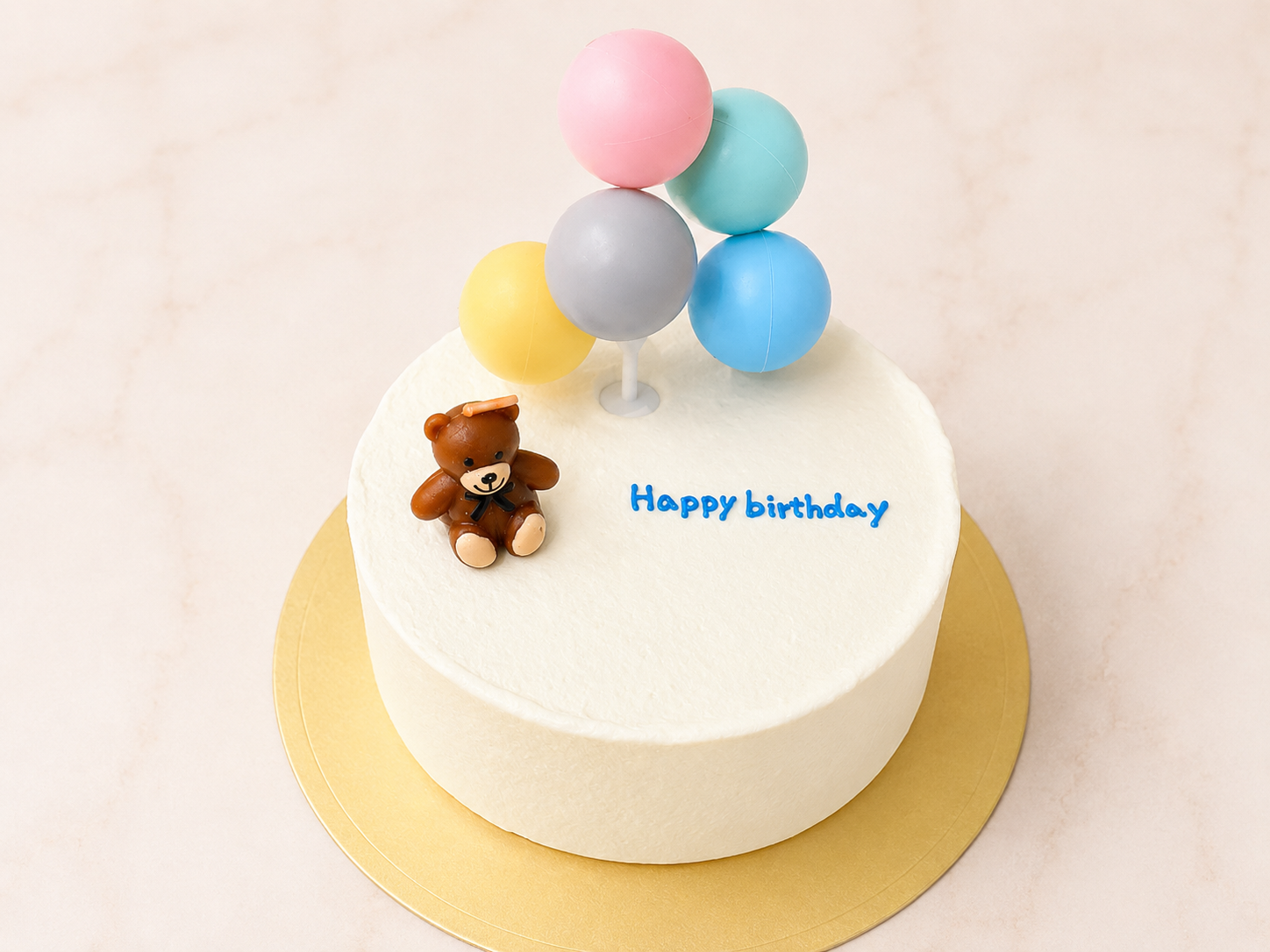 くまとバルーンの生クリームデコレーションケーキ　FOR YOU